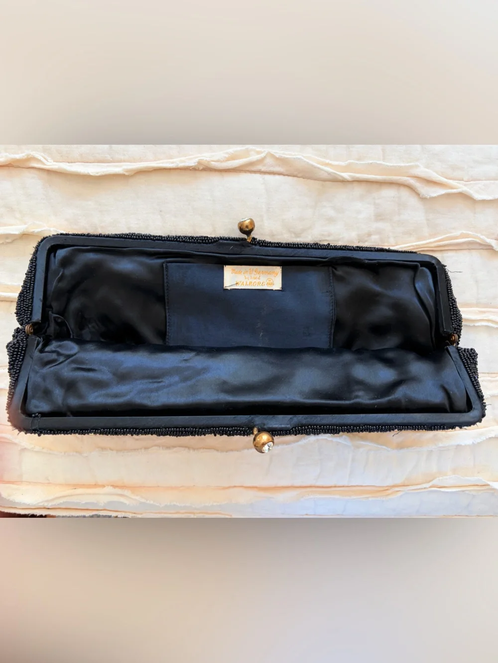 Vintage Walborg Black Beaded Kiss-Lock Clutch!